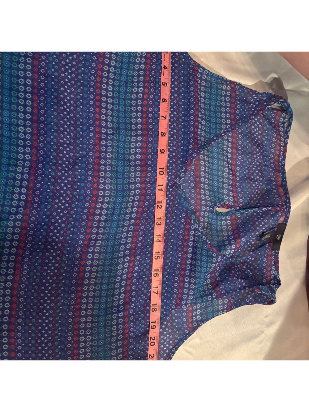 GAP Multicolor Patterned Top - Picture 5 of 5